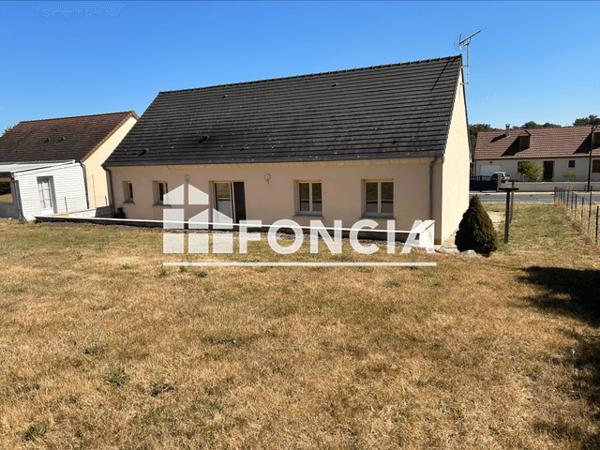 Location Maison 4 pièces 98.79 m² - 5 RUE DE LA BOTTELOUP Chatillon Sur Loire 45360