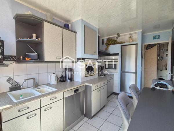 Magnifique T3/cuisine et garage individuel