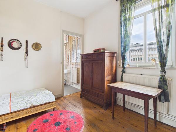Appartement 5 pièces 98.77 m2