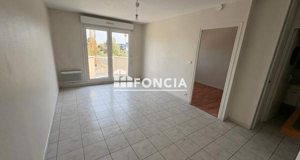 Location Appartement 2 pièces 40 m² - Savigny-sur-orge 91600