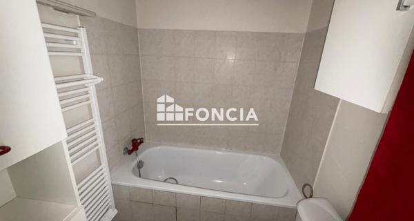 Location Appartement 2 pièces 40 m² - Savigny-sur-orge 91600
