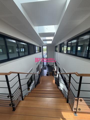A louer - Bureaux 350 m2 - Larmor Plage
