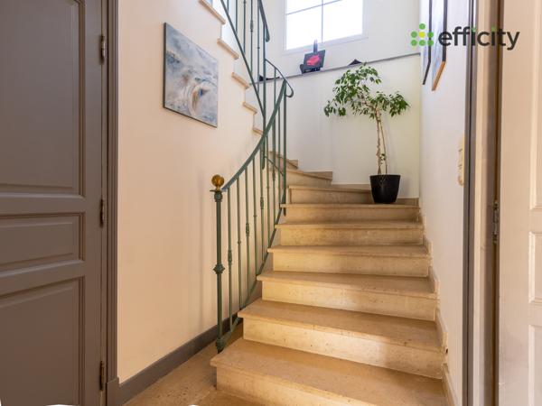 Maison 10 pièces - 280 m² Bien prestige