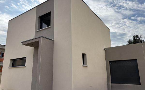 Maison à vendre    5 pièces •  Saint-Symphorien-d'Ozon