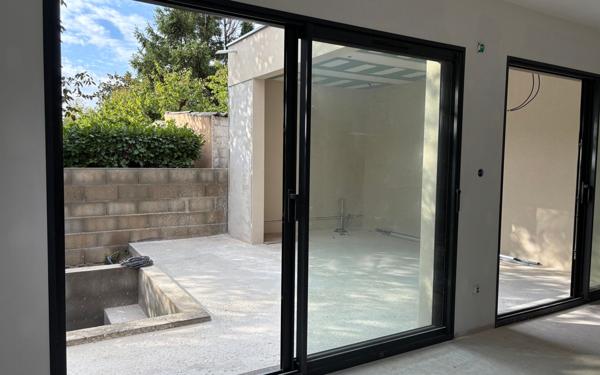 Maison à vendre    5 pièces •  Saint-Symphorien-d'Ozon