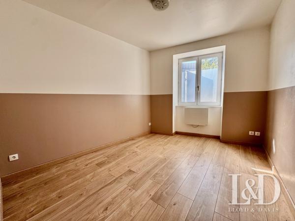 Appartement T3 dans maison de village