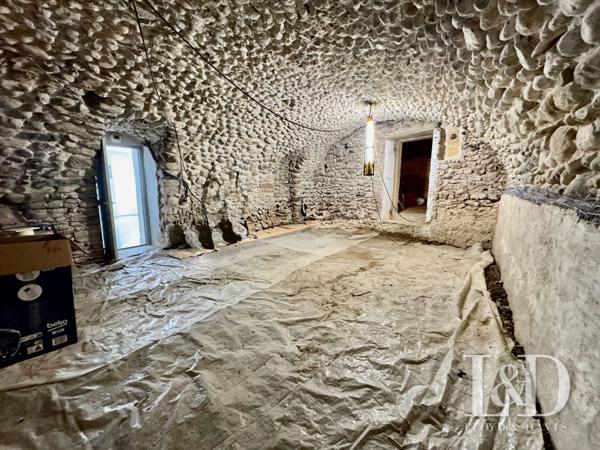 Appartement T3 dans maison de village