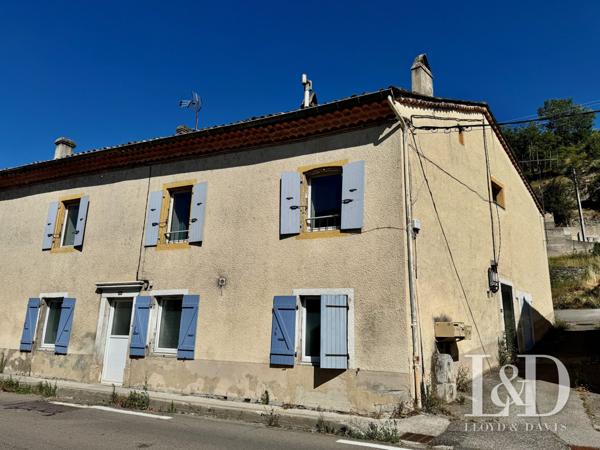 Appartement T3 dans maison de village
