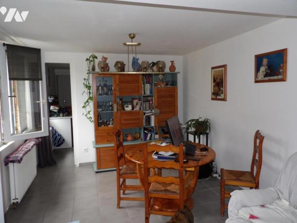 BETHUNE EN EXCLUSIVITE, Idéal investisseur - Maison actuellement louée avec un lot de 12 garages 