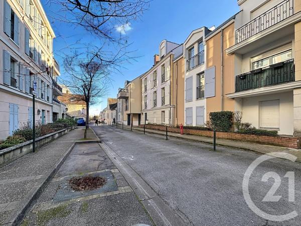 Appartement F3 à vendre  3 pièces - 74 m2 RAMBOUILLET - 78
