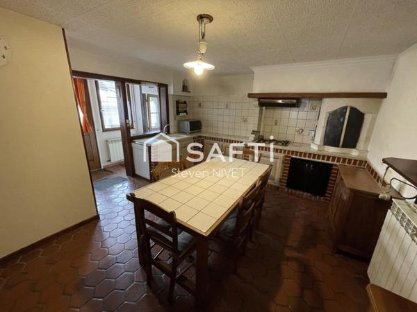 Maison 135 m² à Saint-Genou