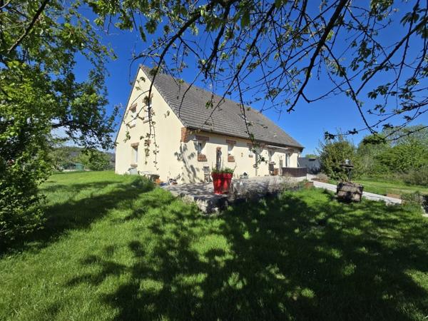HIRSON (02) - 🏡 Vente maison individuelle, semi-plain-pied avec 5 chambres 🛏️🛏️🛏️🛏️🛏️, sous-sol 🚗 et jardin de plus de 20 ares ☘️