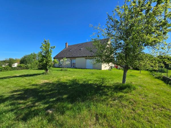 HIRSON (02) - 🏡 Vente maison individuelle, semi-plain-pied avec 5 chambres 🛏️🛏️🛏️🛏️🛏️, sous-sol 🚗 et jardin de plus de 20 ares ☘️