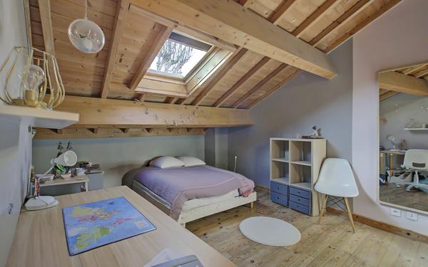 Maison à vendre    7 pièces • 203 m2 Collonges-au-Mont-d'Or