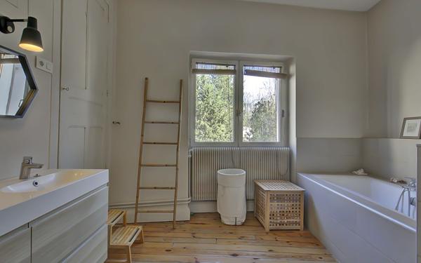 Maison à vendre    7 pièces • 203 m2 Collonges-au-Mont-d'Or