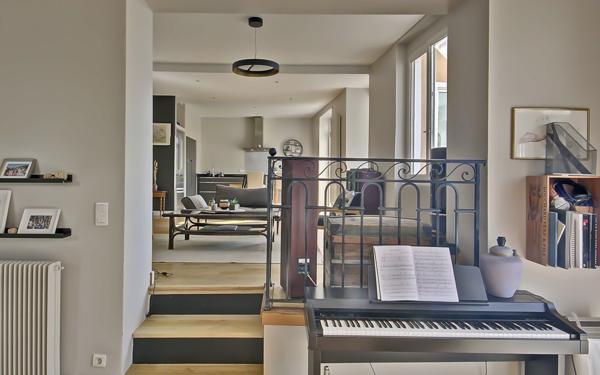 Maison à vendre    7 pièces • 203 m2 Collonges-au-Mont-d'Or