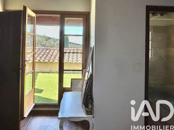 Maison à vendre 7 pièces 280 m² Saint-Cyr-sur-Mer