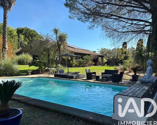 Maison à vendre 7 pièces 280 m² Saint-Cyr-sur-Mer