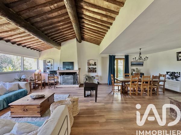 Maison à vendre 7 pièces 280 m² Saint-Cyr-sur-Mer
