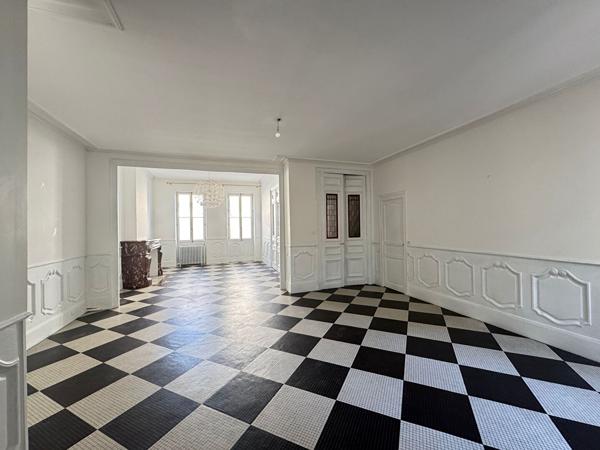 Vente Maison Rochefort 10 pièces 248m²-IRM1686