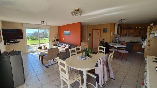 Pavillon à vendre à Gorron en Mayenne (53120), ref : 2896