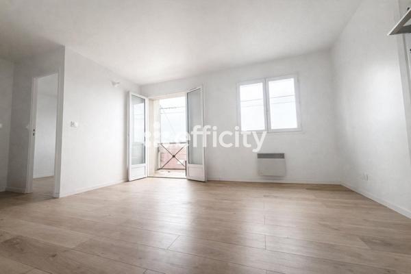Appartement
         2 pièces
        - 31 m² 119 900 € *