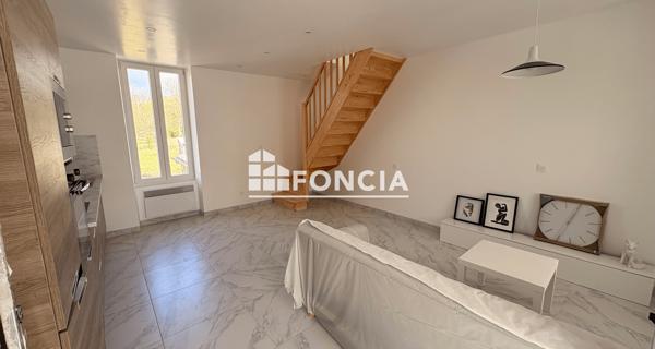 Location Maison 2 pièces 48 m² - Souppes-sur-loing 77460