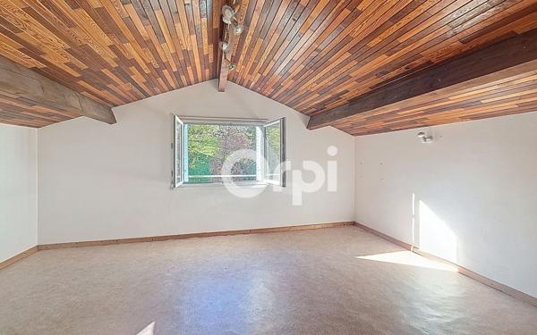 Maison à vendre    6 pièces • 167 m2 Romagnat