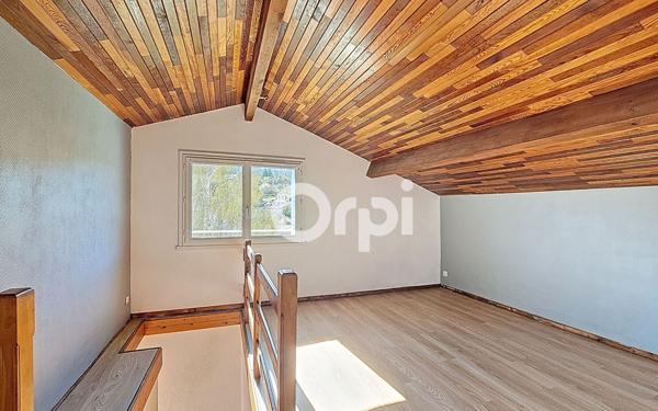 Maison à vendre    6 pièces • 167 m2 Romagnat