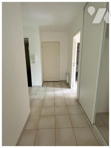 Appartement de type 3 deux stationnements ( un extérieur et un box en sous-sol)