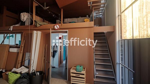 Immeuble
         1 pièce
        - 288 m² Exclusivité 207 000 € *