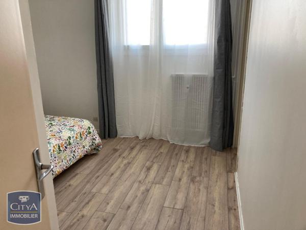 Location appartement Châlons-en-Champagne (51000) 2 pièces 51.5m²