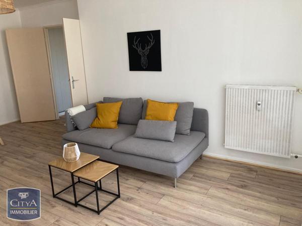 Location appartement Châlons-en-Champagne (51000) 2 pièces 51.5m²