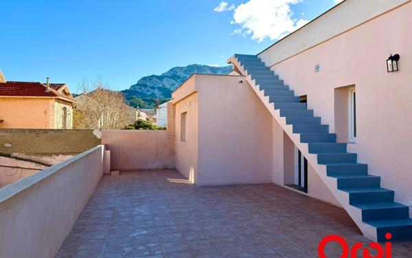 Appartement à vendre    4 pièces • 100,83 m2 Marseille 8