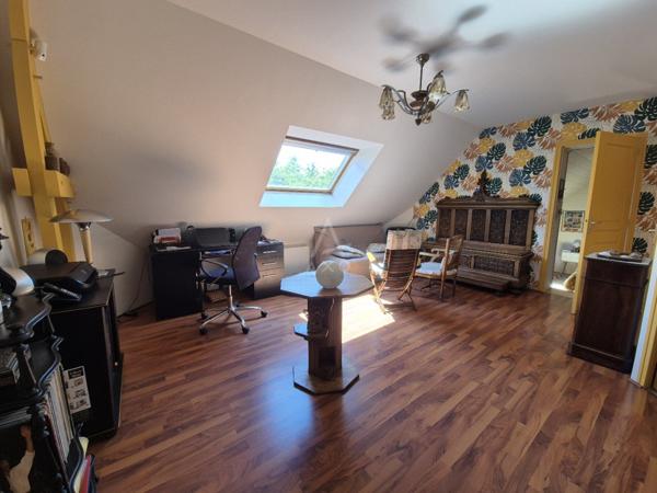 MAISON CONTEMPORAINE 4 CHAMBRES - BUREAU