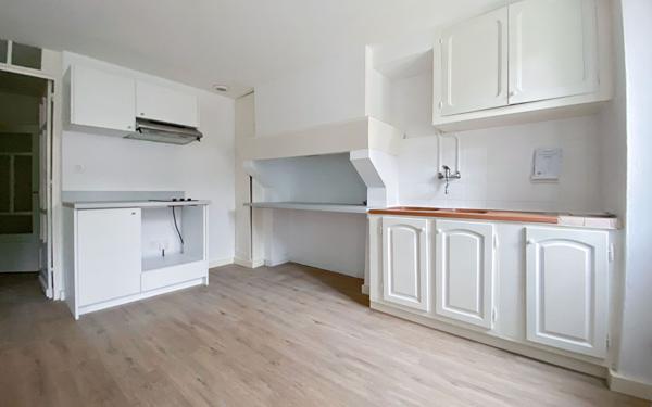 Appartement à louer    2 pièces • 56 m2 Mont-de-Marsan