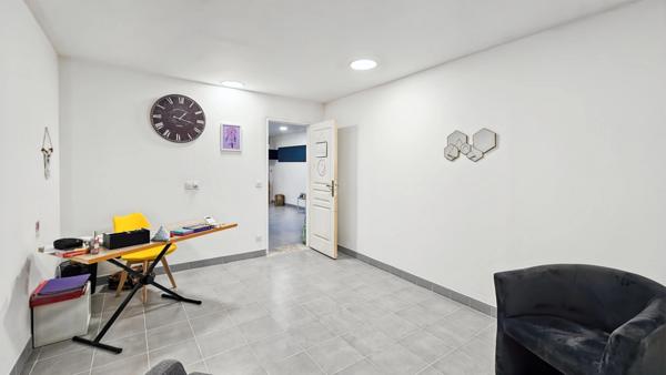 Local/bureau à vendre TARBES avec stationnement privatif (65)