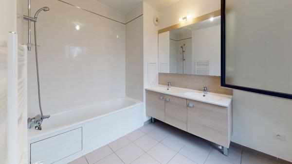Ivry sur Seine Appartement 2 pièces 43.20 m² avec terrasse