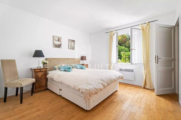 Villa de prestige au sein d’un domaine privé d’exception avec vu Biot