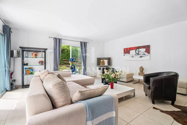 Villa de prestige au sein d’un domaine privé d’exception avec vu Biot