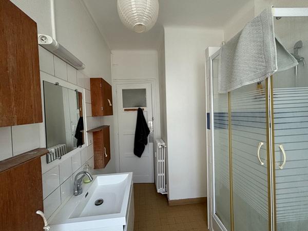 Appartement à louer Nantes : 2 pièces, 54m² avec 1 chambre(s) à 747€ - AJP Immobilier Nantes Est