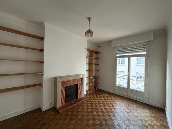 Appartement à louer Nantes : 2 pièces, 54m² avec 1 chambre(s) à 747€ - AJP Immobilier Nantes Est