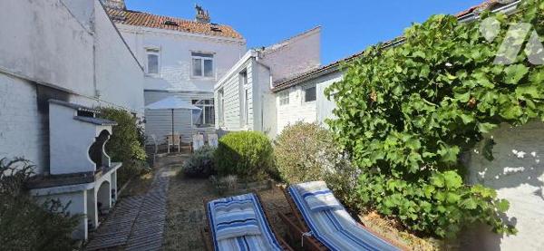 MALO TERMINUS, Petit havre de paix pour cette charmante MAISON atypique de 90 m² habitables ave...
