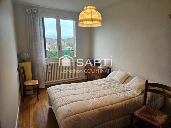 Maison 7 pièces - 120m² - Ebreuil