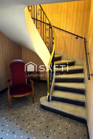 Maison 7 pièces - 120m² - Ebreuil