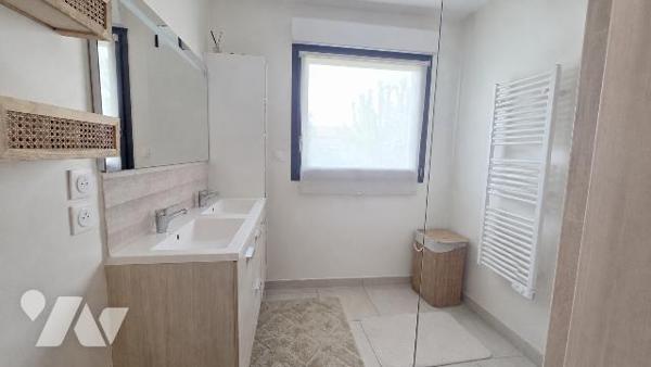 SEMI INDIVIDUELLE DE 2022 - 3 CHAMBRES JARDIN GARAGE
