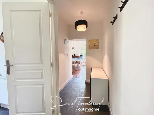 Appartement haussmannien de 102 m² avec cheminée, parking et extérieur – ROUEN (76000)