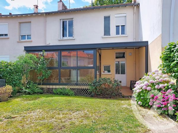 Maison à vendre  5 pièces - 85,47 m 2   LE MAY SUR EVRE  - 49