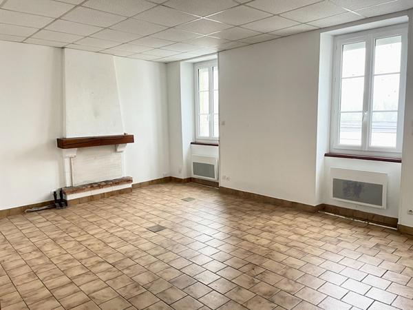 APPARTEMENT CHALONNES-SUR-LOIRE 3 pièce(s) 67 m2