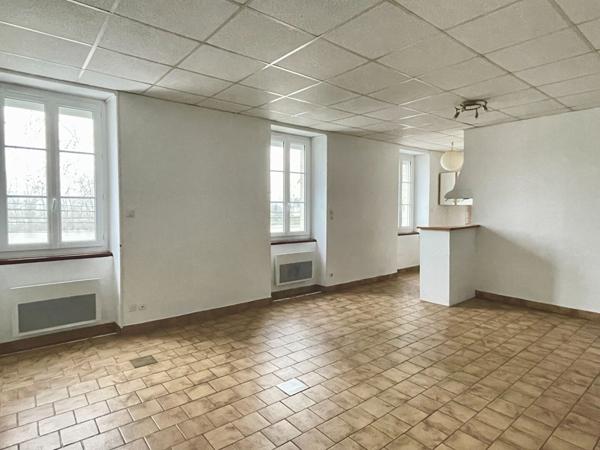 APPARTEMENT CHALONNES-SUR-LOIRE 3 pièce(s) 67 m2